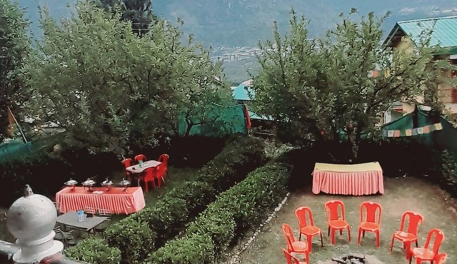 Manali Hotels With Beautiful View & Snow Peak Mountain View