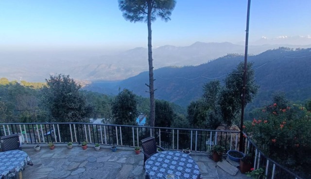 Manaskhand Homestay Ranikhet near NH109