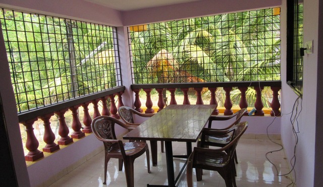Mandrem Beach Guest House Goa