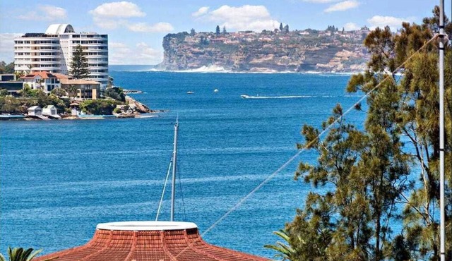 Manly harbourview with roof terrace, for Christmas/New Year, 400m to Manly Wharf