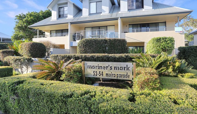 Mariners Mark 1 - panoramic views of the Myall River