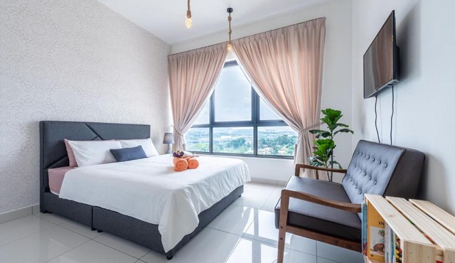 Mario's suite direct MRT link & 50m infinity pool