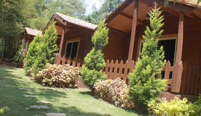 Marvelous 5-bedroom cottages. Pet friendly