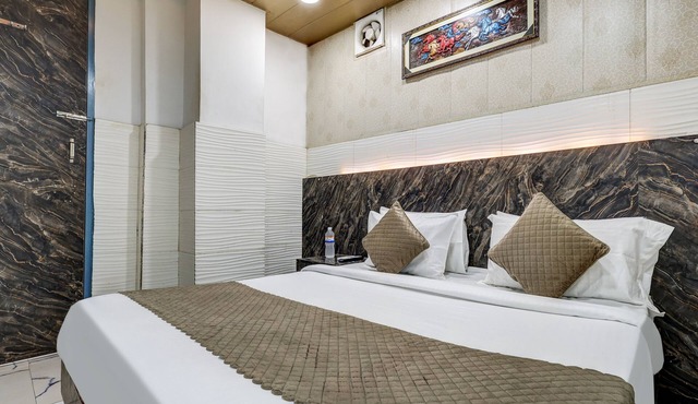 Mauryan Express Hotel Dabri Janakpuri