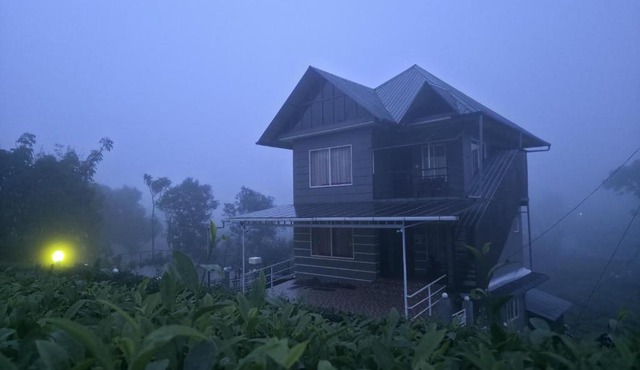 MAVERICK HOlIDAYS INN VAGAMON Nakshatra VILLA 3