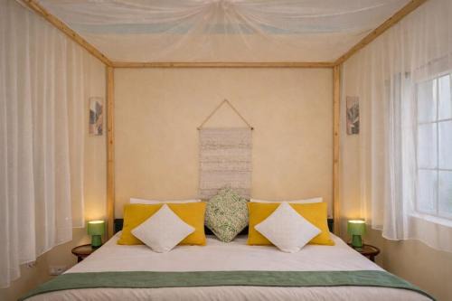 Maya's Abode By Amulya - A Sun Facing Valley View Boutique Stay