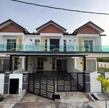 Meera Homestay