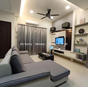Melaka Homestay with pool 4BR Semi-D,BBQ,KTV,Billiard 15pax DeStarryVilla