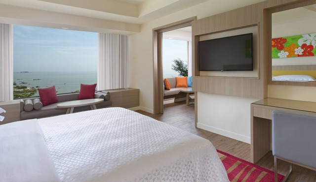 Mercure Penang Beach