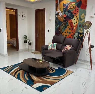 Mi Casa Amore - Cozy 2BHK with Projector
