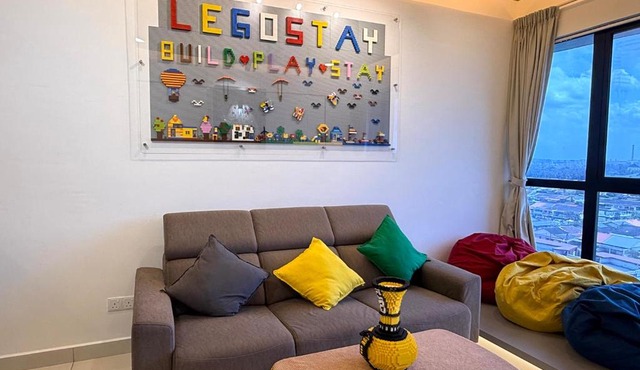Midvalley southkey Mosaic LeGoSTAY Build Play Stay JB CIQ 2BR8PAX