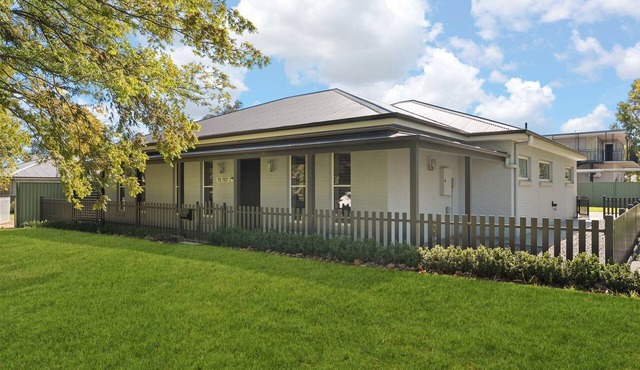 Morrisset Haven- Modern 4 Bed, 2 Bath in Bathurst