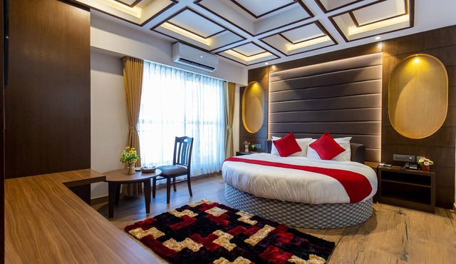 Mourya Hotel in Siddharthanagar