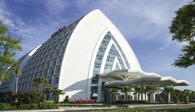 Movenpick Hotel & Convention Centre KLIA