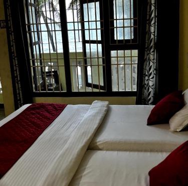 Muthu Seaview Residency