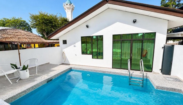 Nazza Lynz Villa Besut with Private Pool