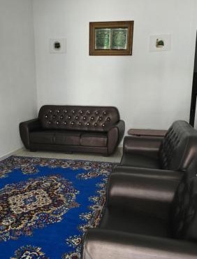 NEEK TOMS HOMESTAY MELAKA Near UITM Lendu - MRSM ALOR GAJAH- ENTER EXIT VIA LEBUH AMJ- SELF CHECK-IN