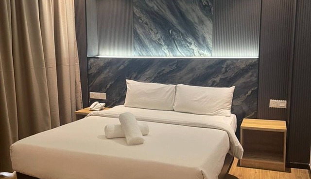 New Glow Hotel Miri