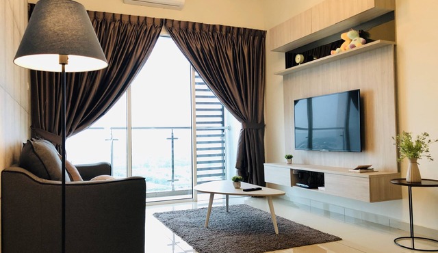 NEW! The ZestHouse at Parkland Residence/8 mins drive to Jonker/10 Pax