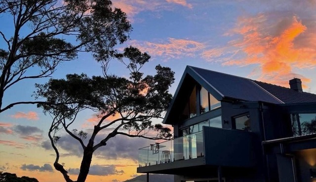 Newly Renovated Heritage Schoolhouse with Ocean Views