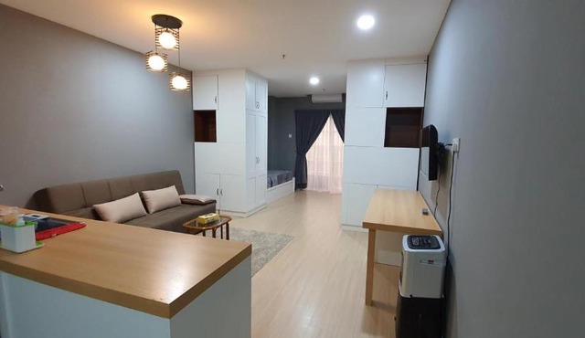 NICE and COZY studio apartment with gym and pool.