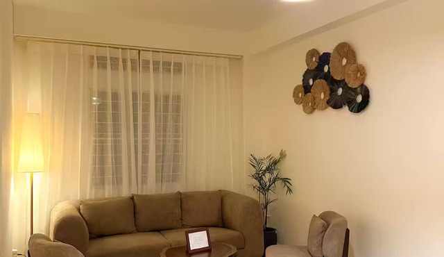 Niree -09 - 2BHK Private Apartment - Free Parking