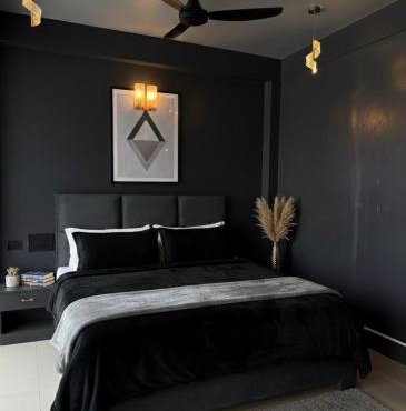 Noir Suites