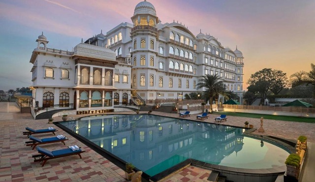Noormahal, Delhi NCR Karnal, Autograph Collection