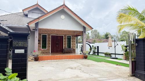 NorSham Homestay Kemasik Kemaman Private Pool