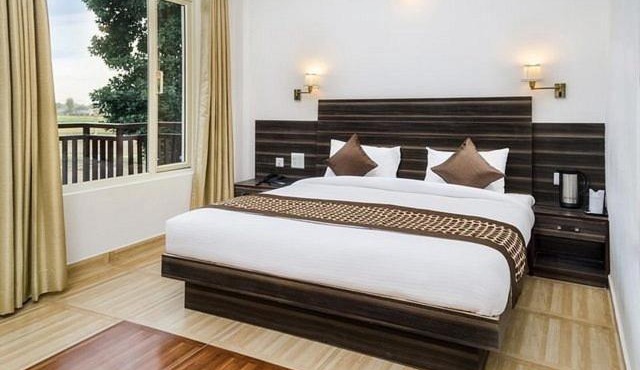 Novel Resort Corbett by Urban