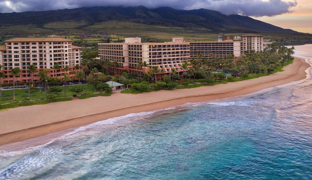 Oceanfront - 2 Bedroom - Marriott's Maui Ocean Club: Lahaina, Napili Villas - Full Resort Access in Lahaina