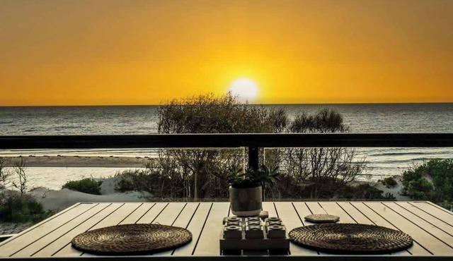 Oceanfront Apartment with Balcony & Free WiFi in Semaphore Park