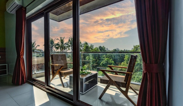 Om Shanti Residence