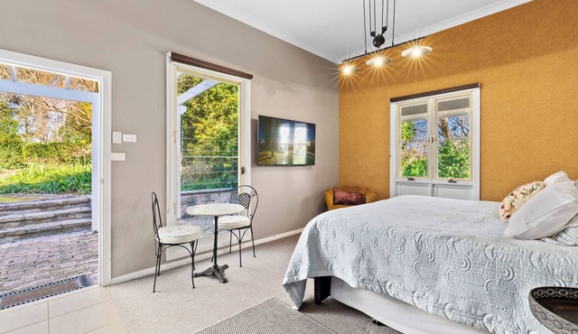One Bedroom Studio with a Shared Pool