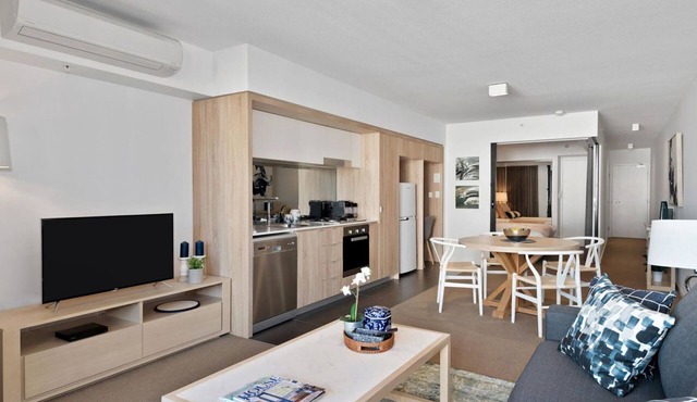 One Oak has a unique design 1 bedroom apartment with stunning European inspired pool and sundeck in Newstead