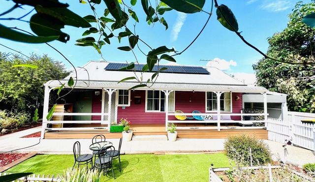 Our Beautiful Garden Cottage is a country style house