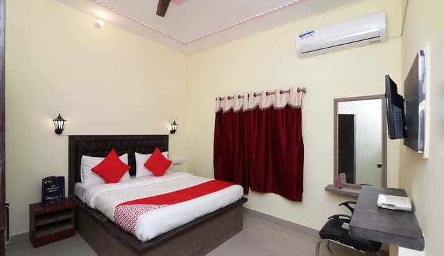OYO 17171 Sandhya Guest House