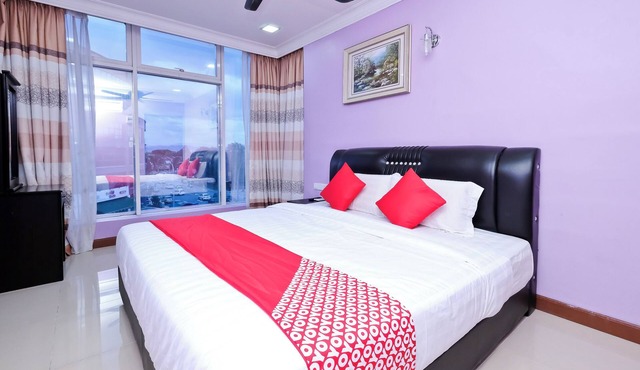 OYO 714 Arina Hotel