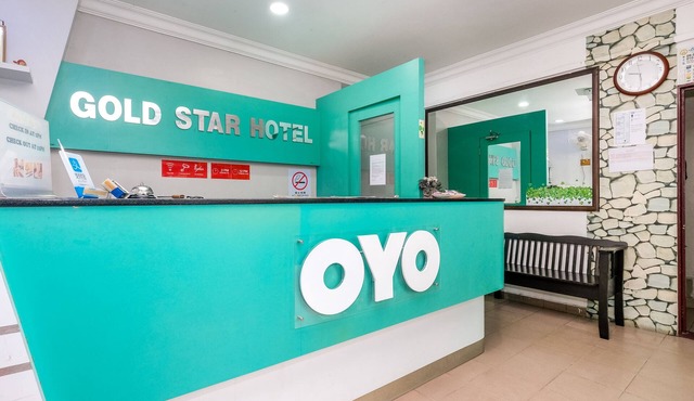 OYO 850 Gold Star Hotel
