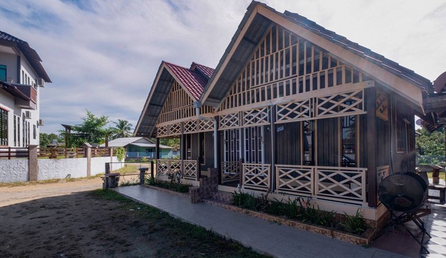OYO 89873 Nurbayu Chalet