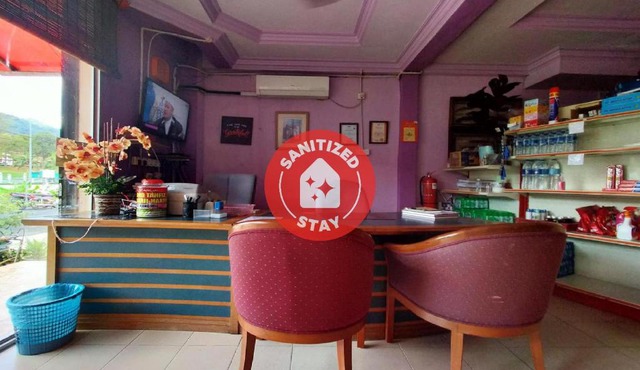 OYO 89892 Hotel Jeli Inn