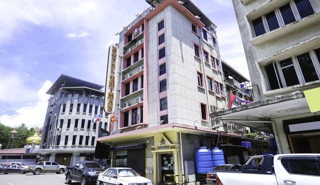 OYO 89958 Hotel Umimas