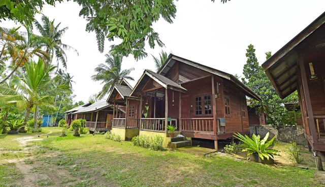OYO 90595 Pelangi Beach Resort Cherating