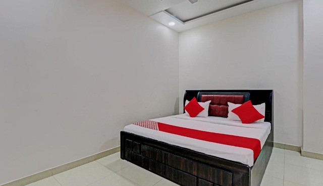 OYO Flagship Hotel Shri Ram Palace