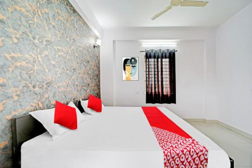 OYO Hotel Pearl Inn