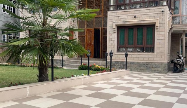 p&q's guest house