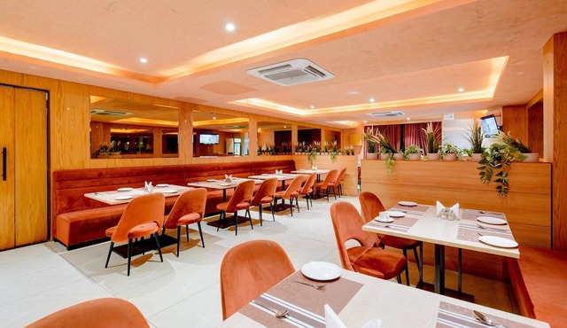 Palette Rc Platinum Hotel