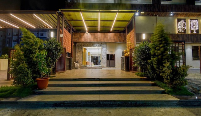 Palette Rc Platinum Hotel