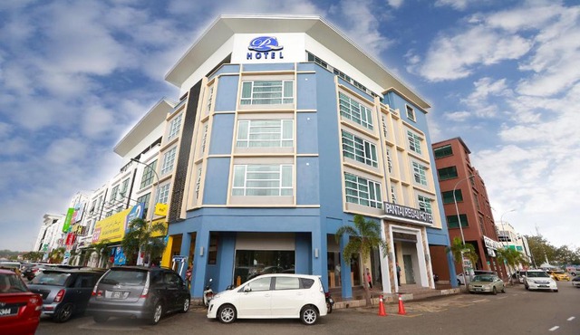 Pantai Regal Hotel