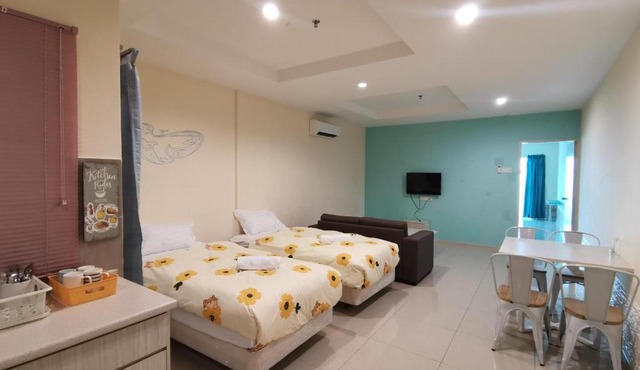 Peaceful 1-bedroom unit at Marina Island by JoMy Homestay